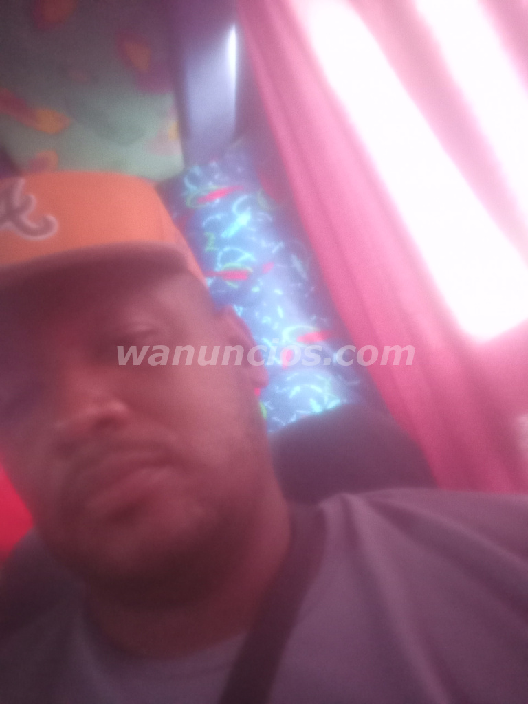 Busco una mujer para culiar hoy vivo solo (La doña)