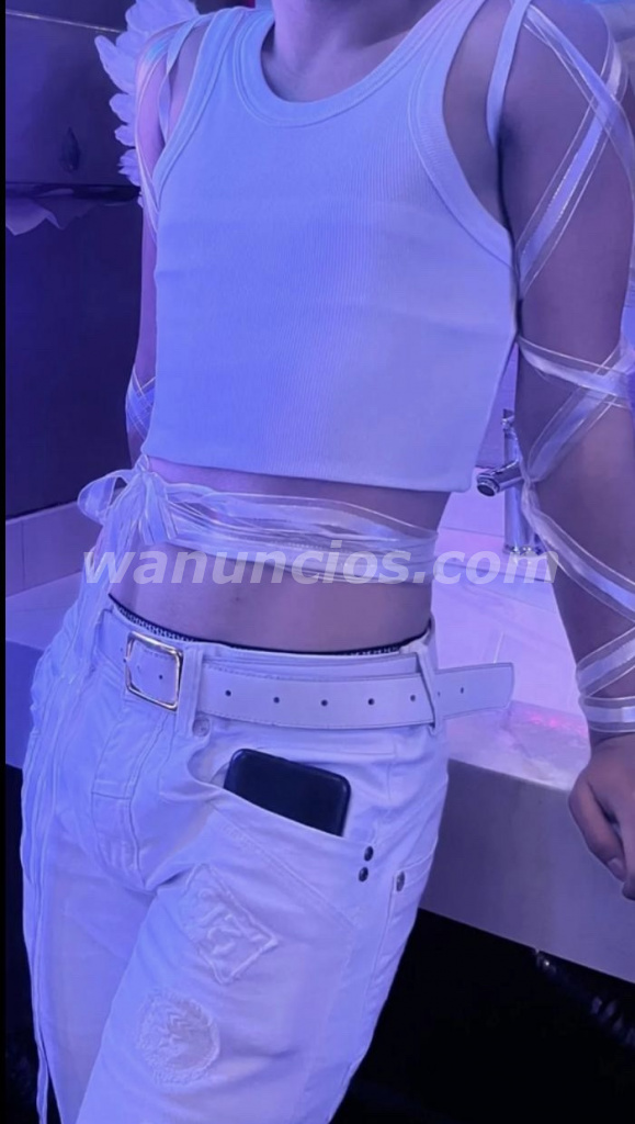 Chico, versátil. Dotado ofrece servicios sexuales para caballeros. (Tegucigalpa)