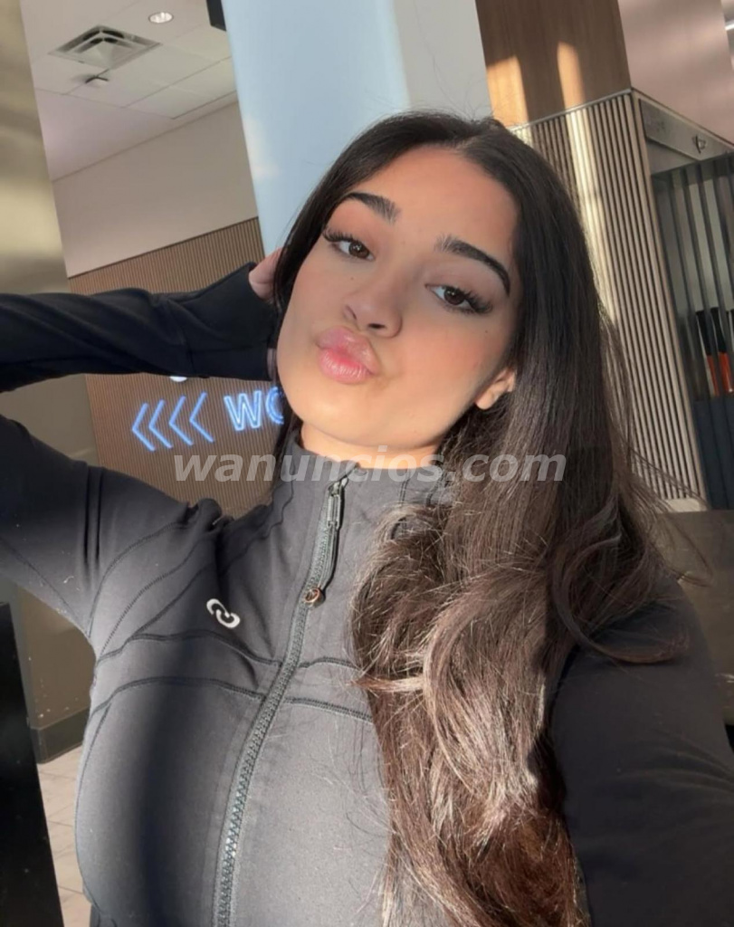 Hola mi nombre es Esther si buscas pasarla rico háblame 2