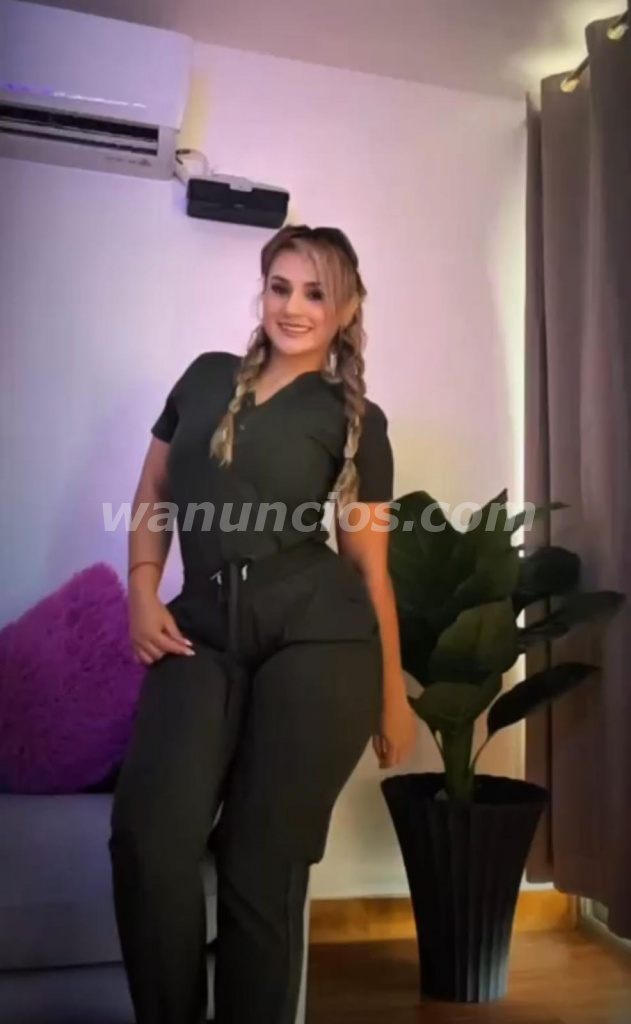 Masajista profesional masajista relajante masaje con piedras calientes (Obarrio)