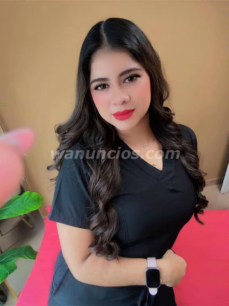 DANIELA HERMOSA TERAPEUTA VENEZOLANA SUPER PROMOCIONES (El dorado)