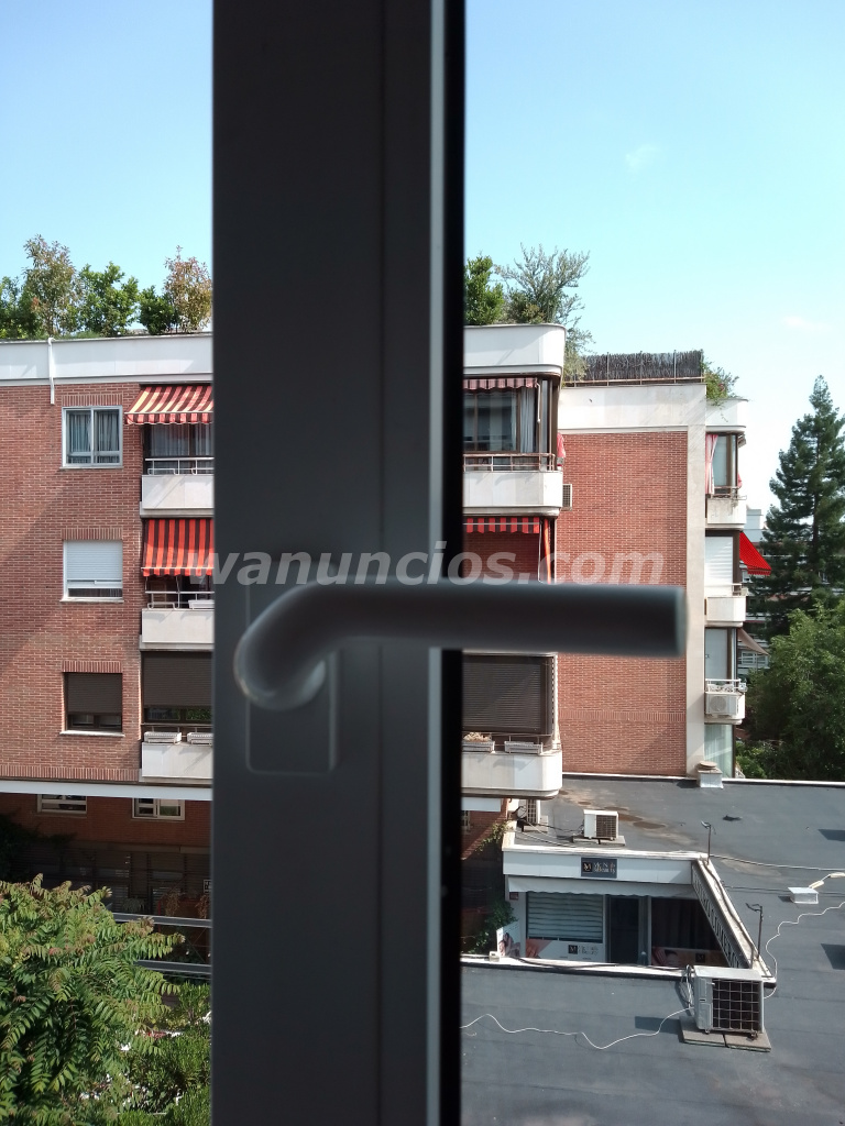 Limpieza de cristales en empresas, pisos ,comunidades (Madrid)