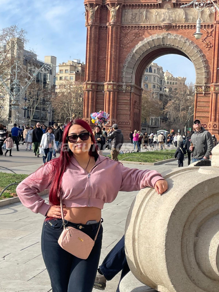 Busco empleo como canguro o cuidadora de adulto mayor