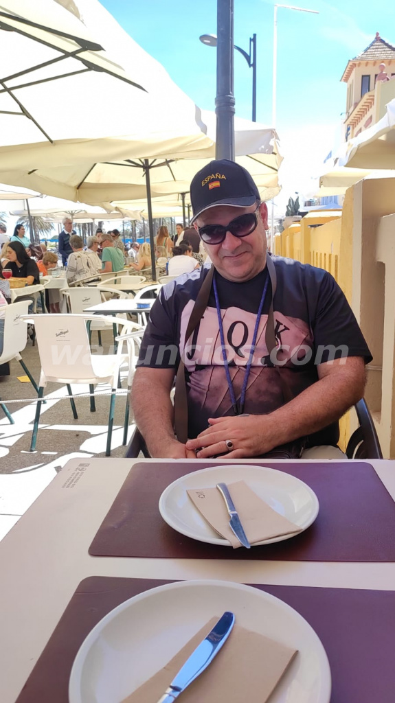 Estoy buscando una chica que me ayude a darle masajes (Madrid Centro) 2