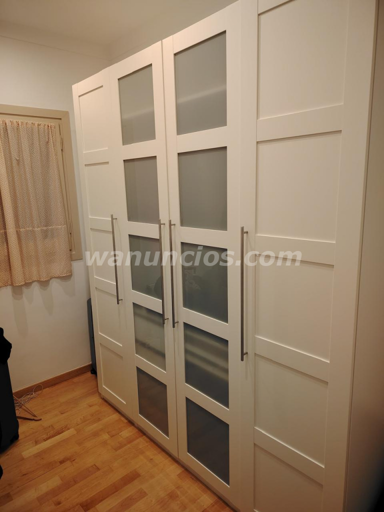 700 € - Armario grande de 236cm por 200 por 60cm (sant gervasi)