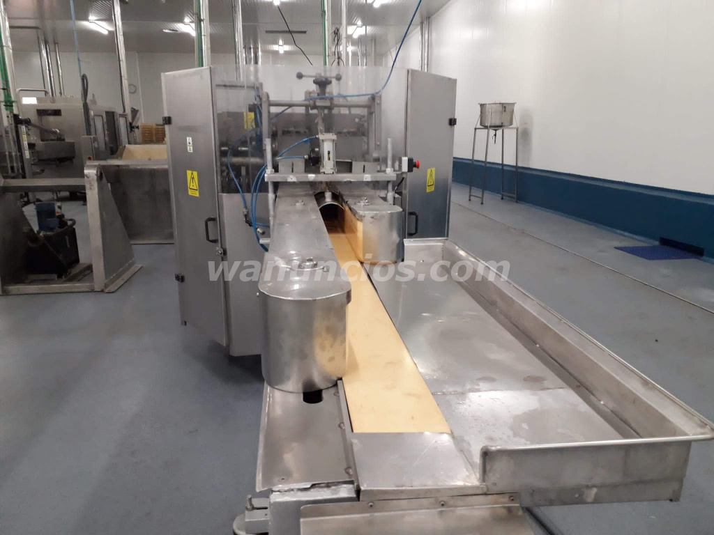 90.000 € - LINEA DE CONSERVAS DE ATUN DE OCASION EN ACERO INOX (ANDALUCIA) 3