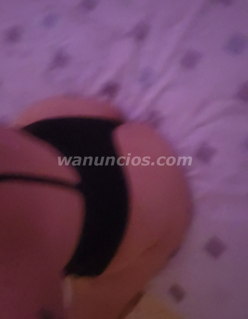 Tres locas amigas de fiesta y con ganas de sacar algo de dinerito (Bormujos) 2
