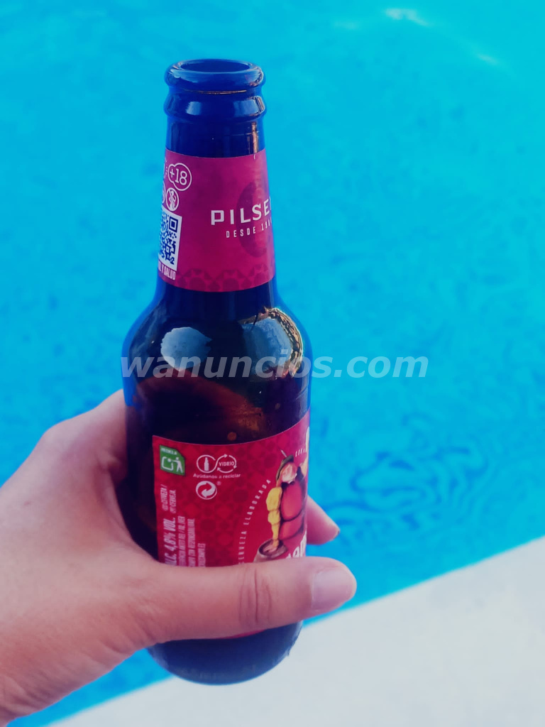 Busco chica para acompañamiento a pub liberal. GRATIFICACIÓN (Sevilla)