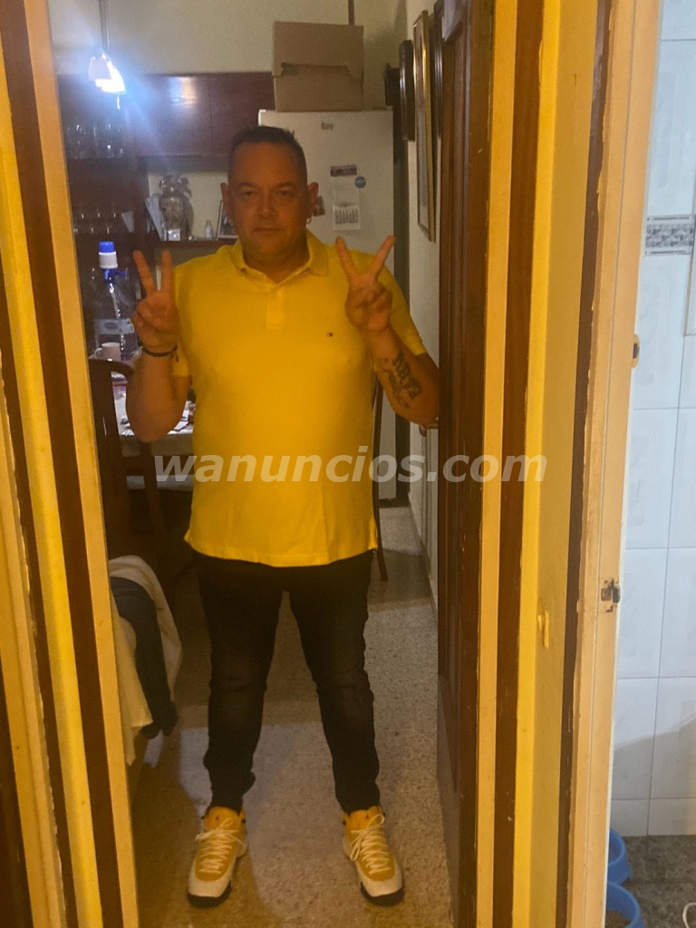Busco chicas para quedar por la noche y darle compensación económica (Barcelona) 3