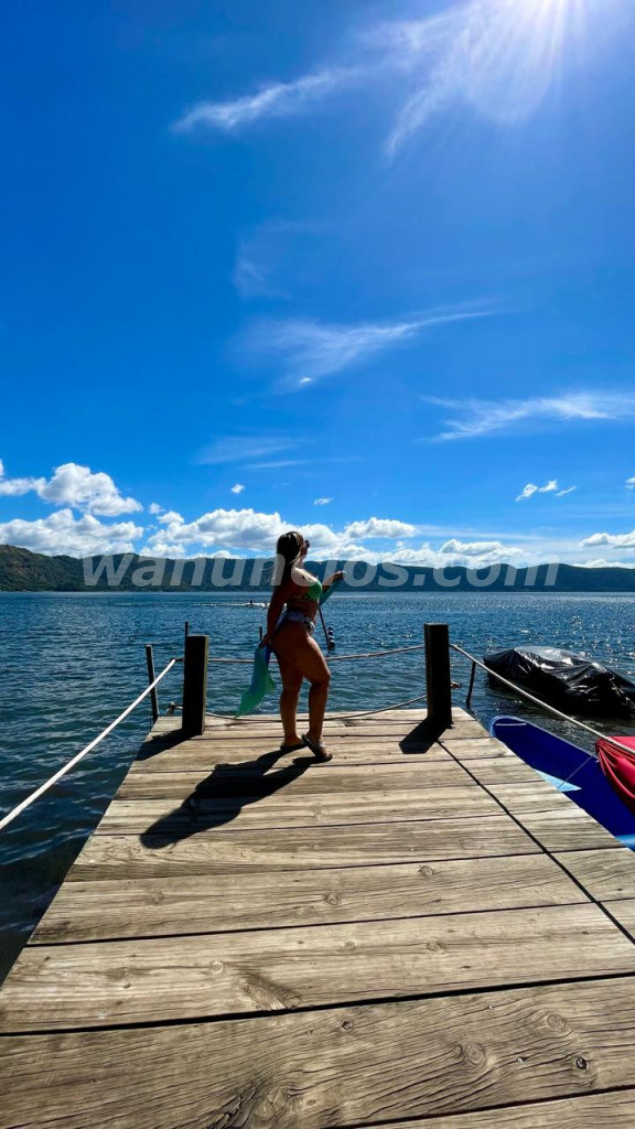 Linda salvadoreña visitando Madrid nalgona,hot y complaciente (Madrid) 2