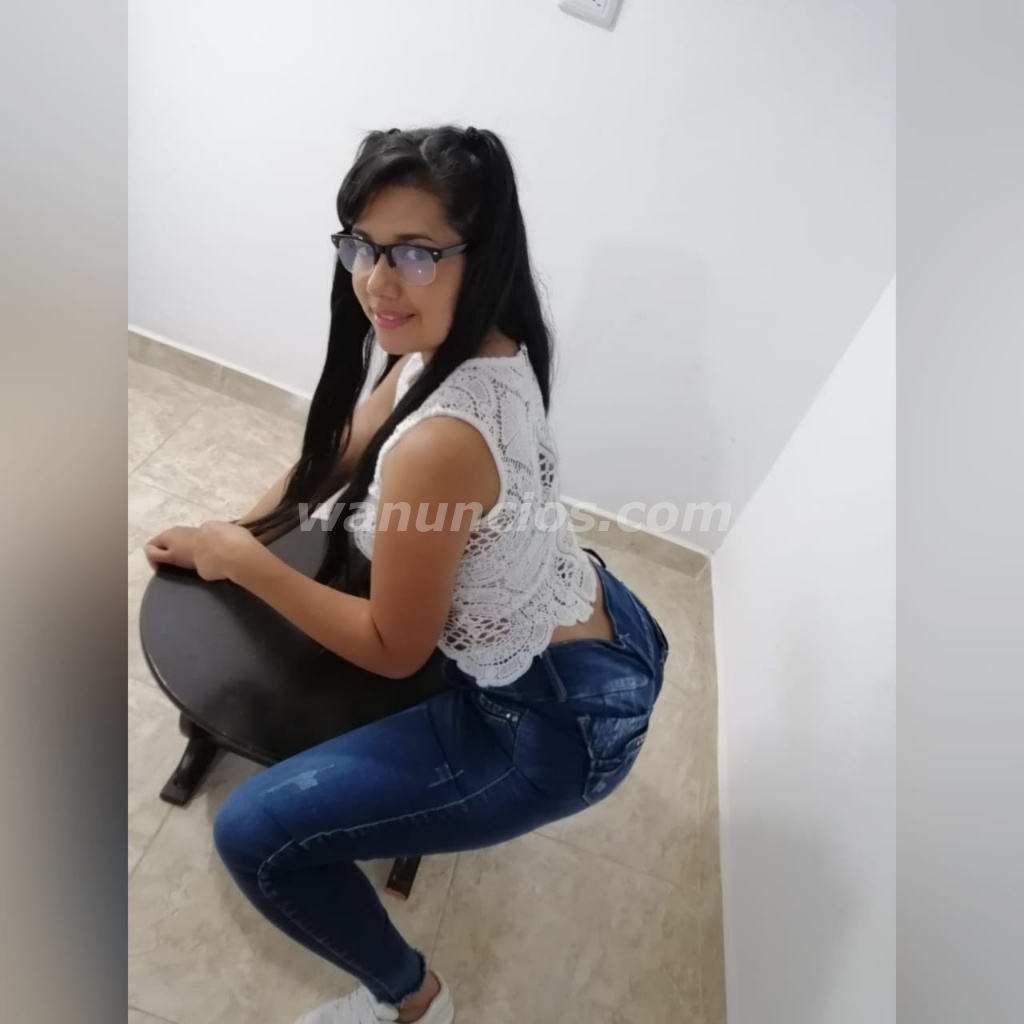 COLOMBIANA DESEO CONOCER HOMBRES SERIOS Y DISCRETOS 3