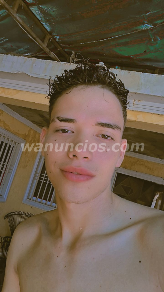 Mi nombre es Jonathan busco pareja para compartir prometo ser fiel (Colombia)