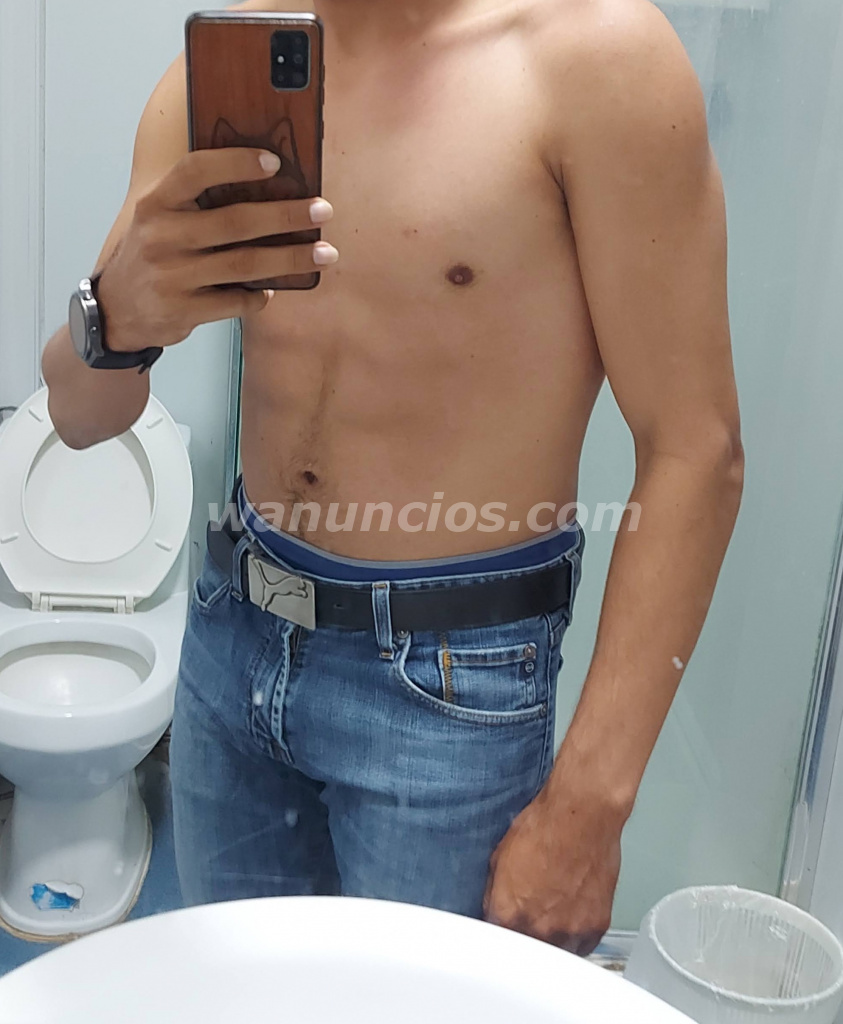 Hombre de buen cuerpo, disponible para trío - San Salvador